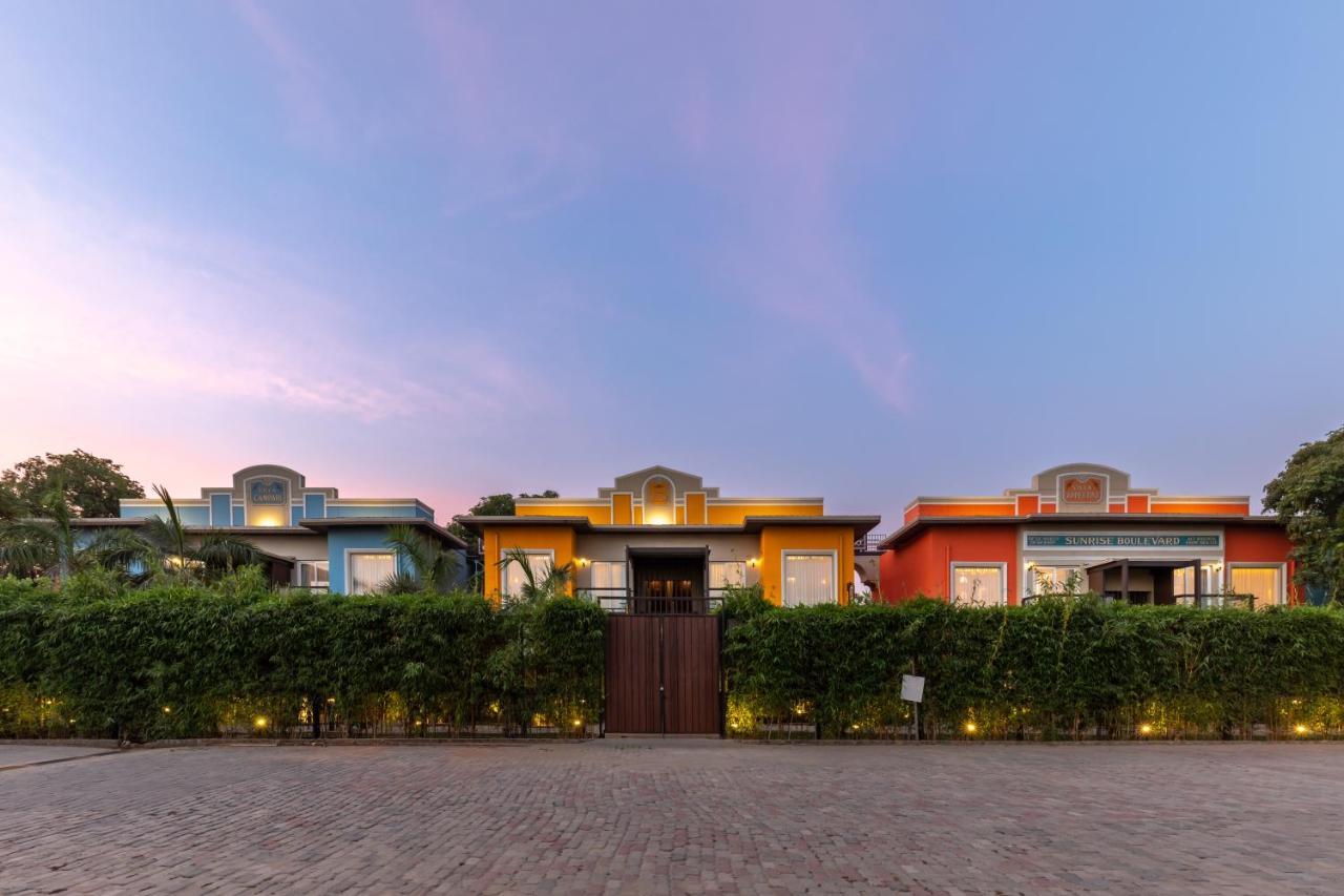 Downtown Resorts Nh8 Dhāruhera Exterior foto